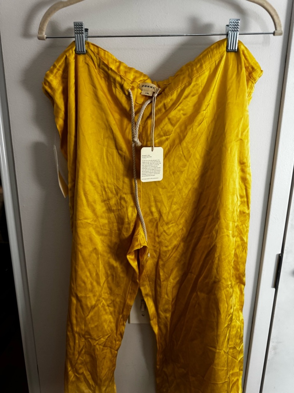 DONNI. Sunny Yellow Cinch Drawstring Jogger Pants NWT - Size L / XL - Picture 8 of 9
